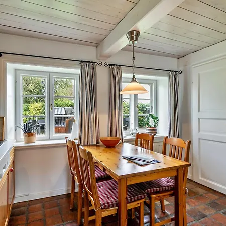 Skriiwers Hueues * Alkersum